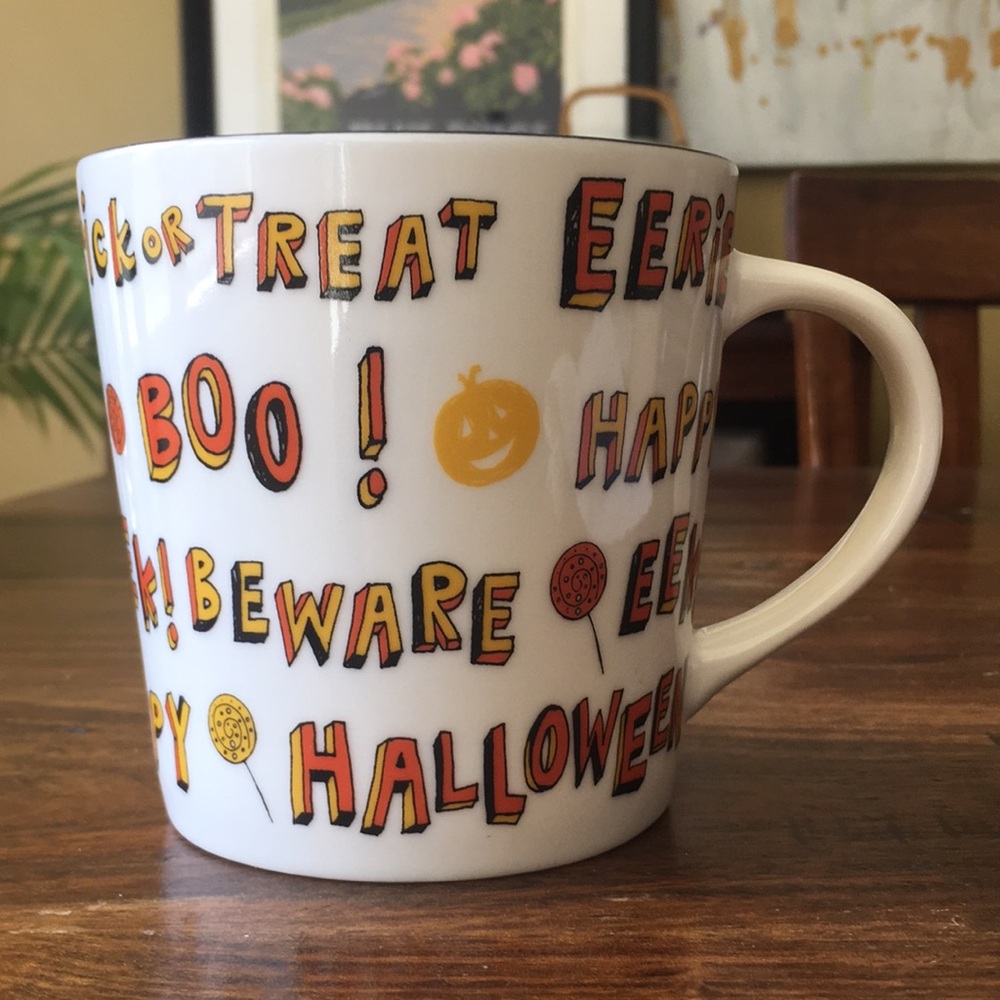 Starbucks 2007 Halloween Coffee Mug Cup 16oz Pumpkins + Treats + Spider‎